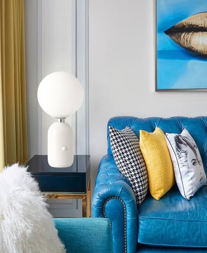 Nera & Soléa – Sculptural Table Lamps Balancing Light and Shadow