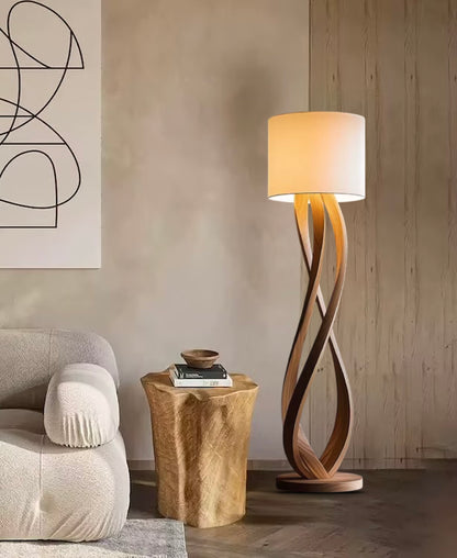 Elyra – Wooden Floor Lamp with Sculptural Flow