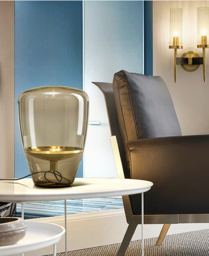 Crisea – Glass Table Lamp with Subtle Resonance