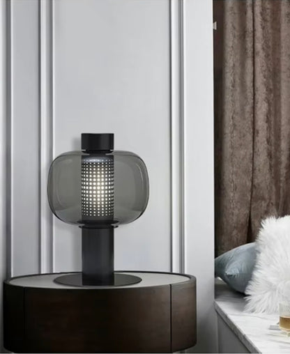 Caly – Sculptural Glass Table Lamp