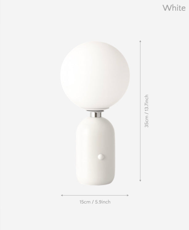 Nera & Soléa – Sculptural Table Lamps Balancing Light and Shadow